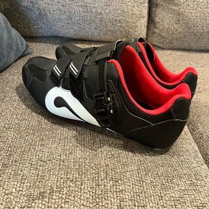 REPOSH: Peloton Black and Red Cycling Shoes